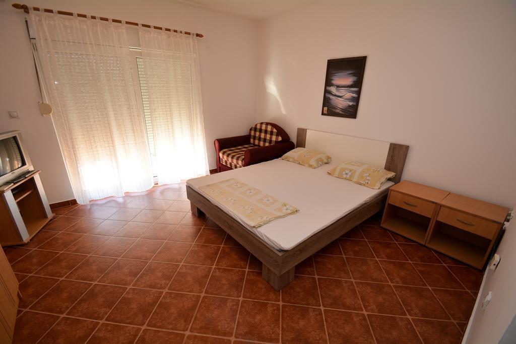 Guesthouse Mb Knezevic 부드바 외부 사진
