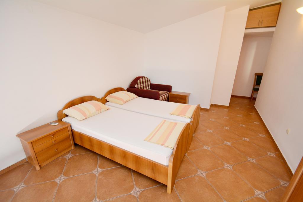 Guesthouse Mb Knezevic 부드바 외부 사진