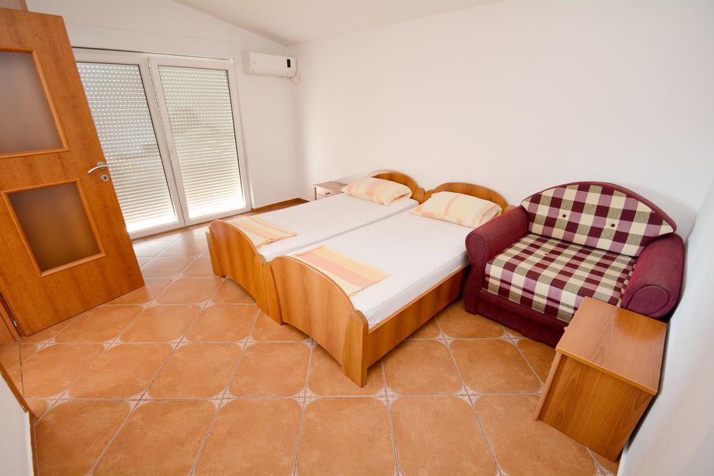 Guesthouse Mb Knezevic 부드바 외부 사진