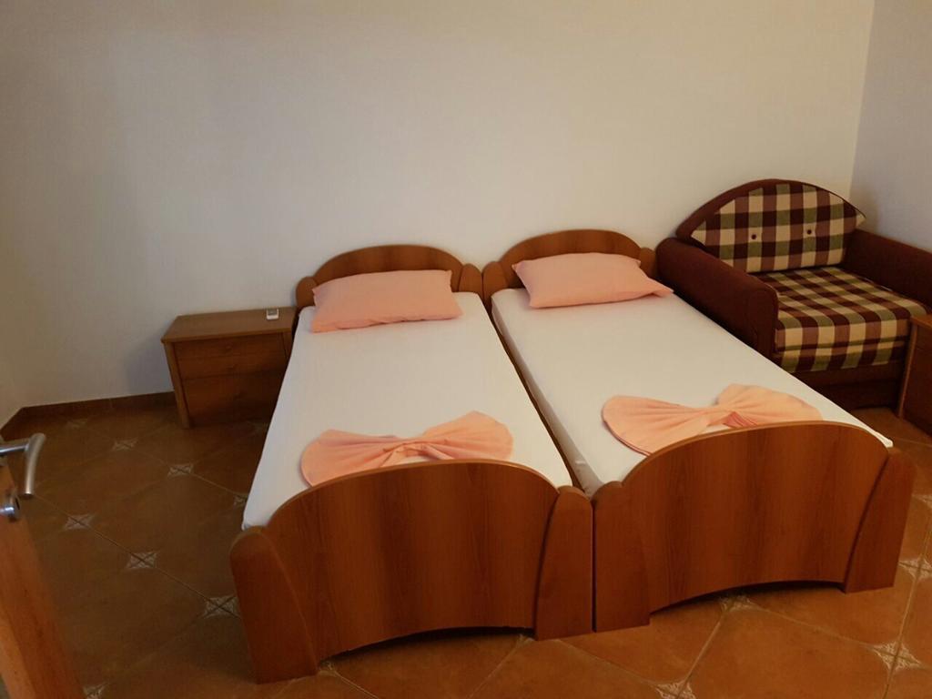 Guesthouse Mb Knezevic 부드바 외부 사진