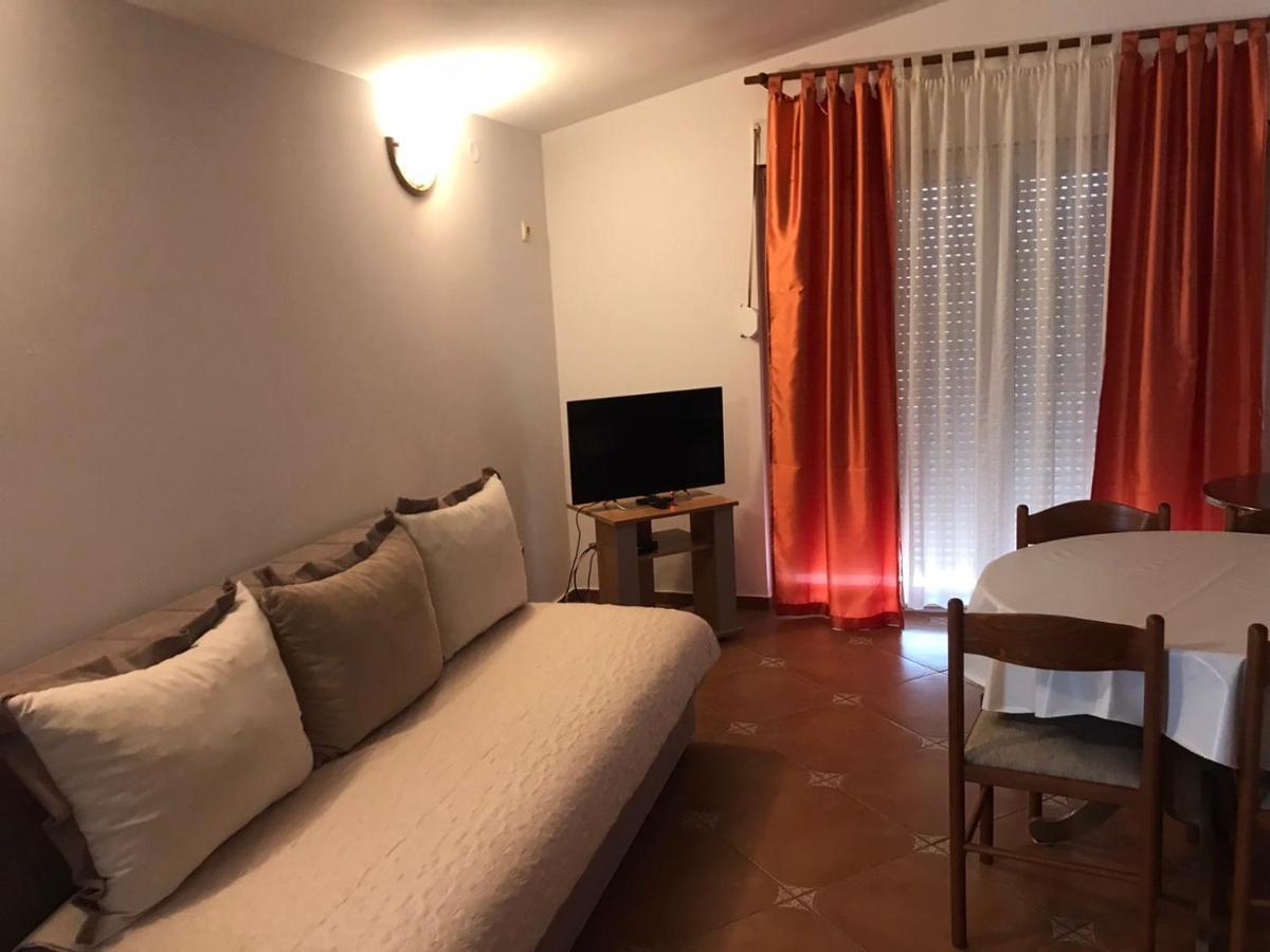 Guesthouse Mb Knezevic 부드바 외부 사진